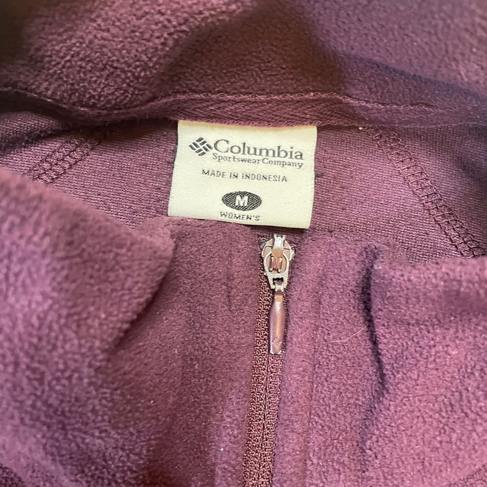Columbia size medium purple lightweight fleece zip up jacket - Picture 5 of 6